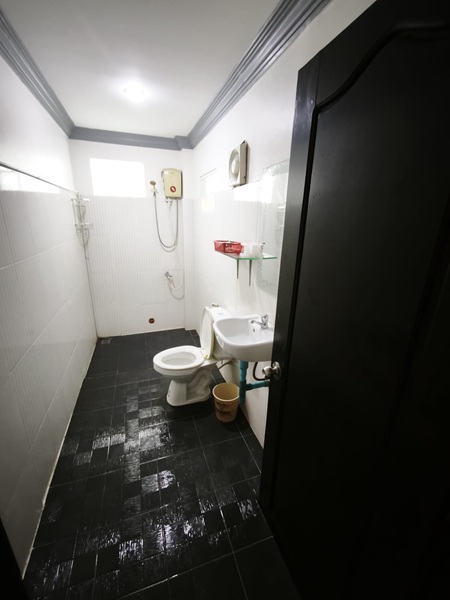 Standard Room Bathroom